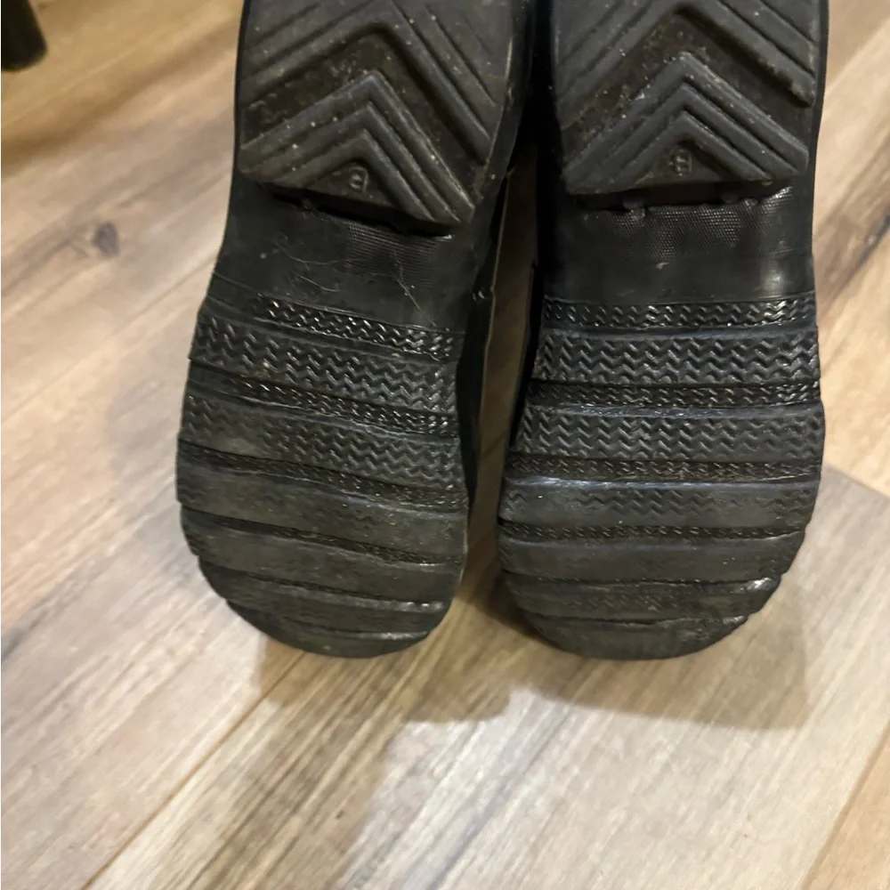 Hunter durable black